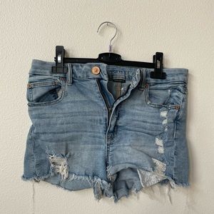 American Eagle Super Stretch Shorts Size 6